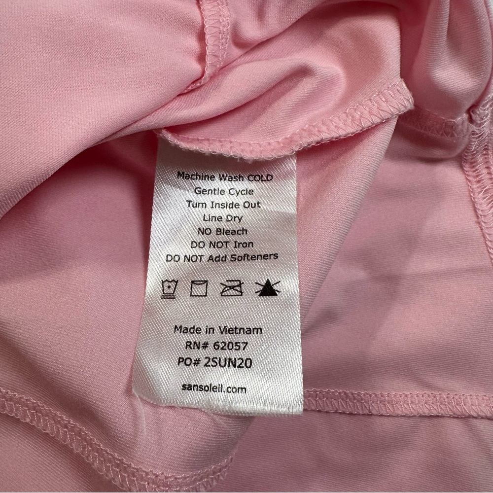 Sansoleil SunGlow Zip Mock Pink And White Long Sleeves UV 50+
Cooling - Picture 14 of 14